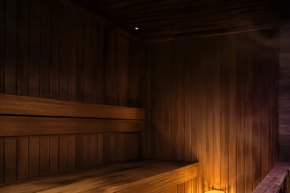 Elena Masaj Salonu, Sultangazi — sauna sedir bölümü